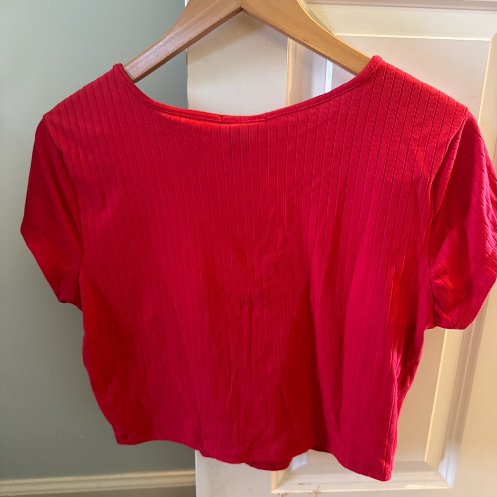 Red Lace-Up Ribbed crop Top - Picture 2 of 2